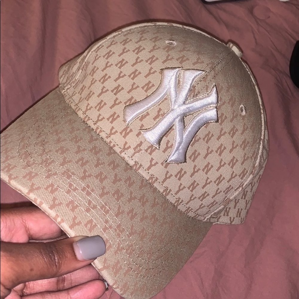 yankees hat